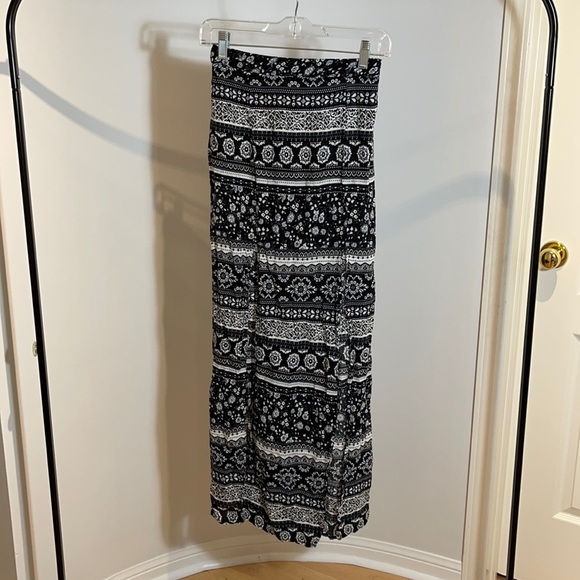 Forever 21 Double Front Slit Floral Maxi - Picture 1 of 6